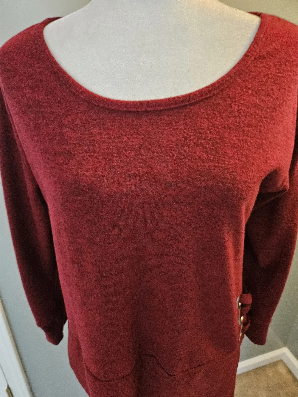 New York Laundry Women's Size Medium M Cozy Scoop Neck Red Tunic Sweater